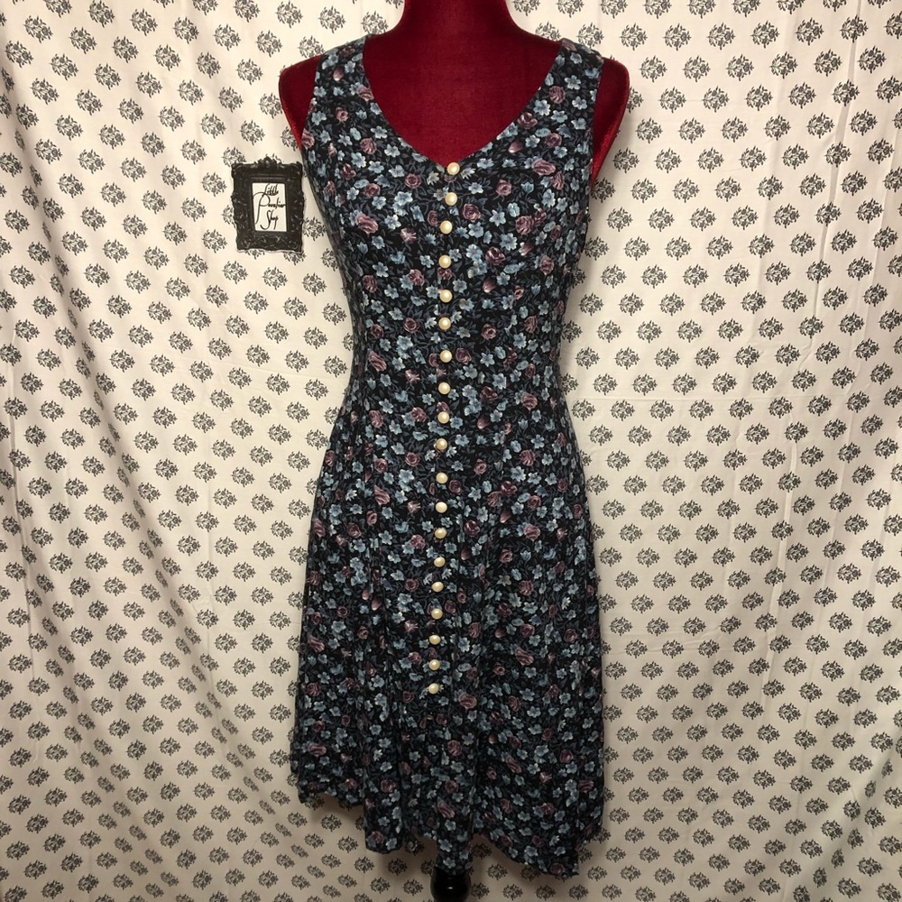 Vintage Sleeveless Floral Corset Dress